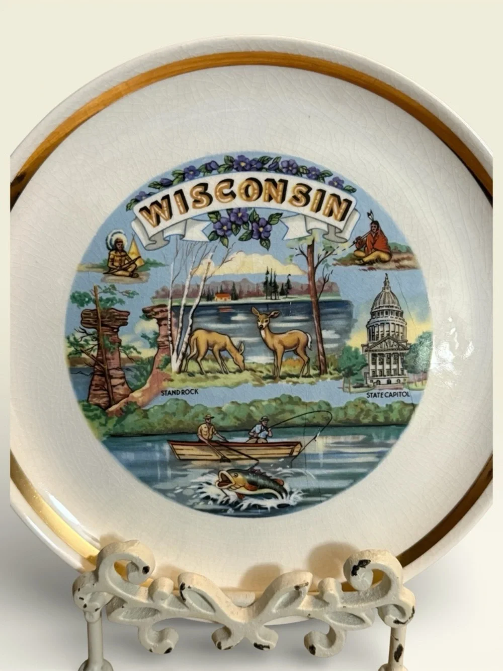 Wisconsin Souvenir Decorative Plate with Gold Trim